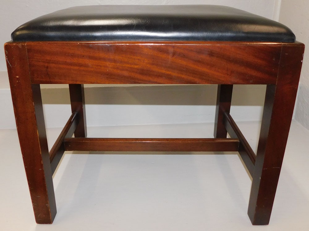 Mahogany Stretcher Base Ottoman by Kittinger: Mahogany Stretcher Base Ottoman by Kittinger . 15 3/4" W 19 3/4" D 16 1/2" H ALL DESCRIPTIONS AND ANY CONDITION STATEMENT GIVEN BY LANGSTON AUCTION GALLERY ARE STRICTLY OPINIONS AND LANGSTON'S SHALL H