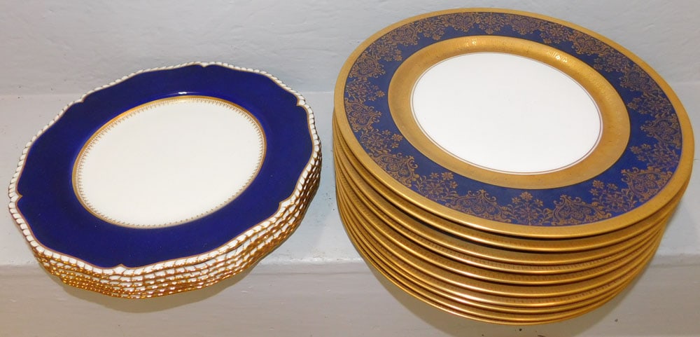 Lot of 16 Gold Rim Dinner Plates by Royal Worcester & Bavaria (1 of 5)