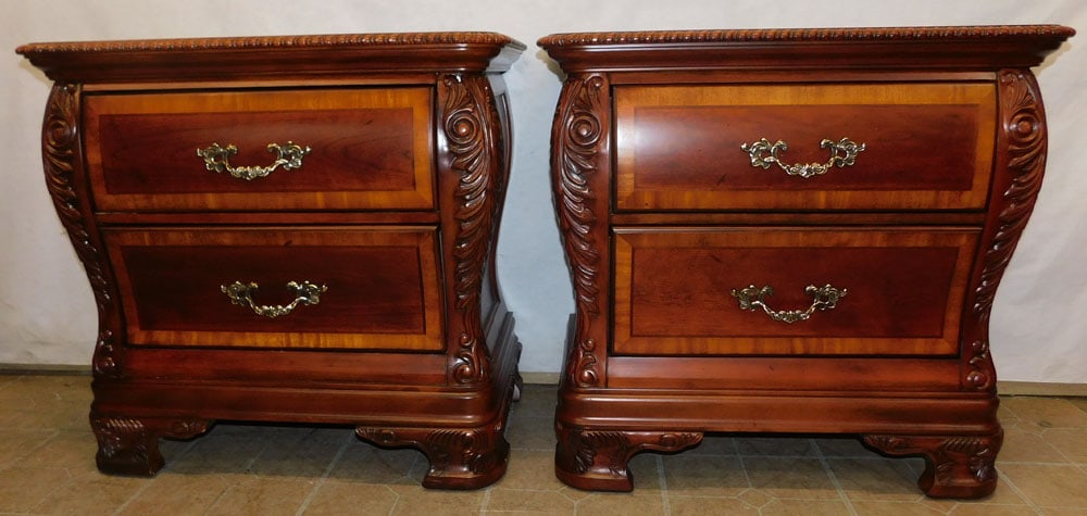 Pair of Mahogany & Satinwood Banded 2 Drawer Night Stands: Pair of Mahogany & Satinwood Banded 2 Drawer Night Stands. 32" W 18 1/2" D 30 1/4" H ALL DESCRIPTIONS AND ANY CONDITION STATEMENT GIVEN BY LANGSTON AUCTION GALLERY ARE STRICTLY OPINIONS AND LANGSTON'S