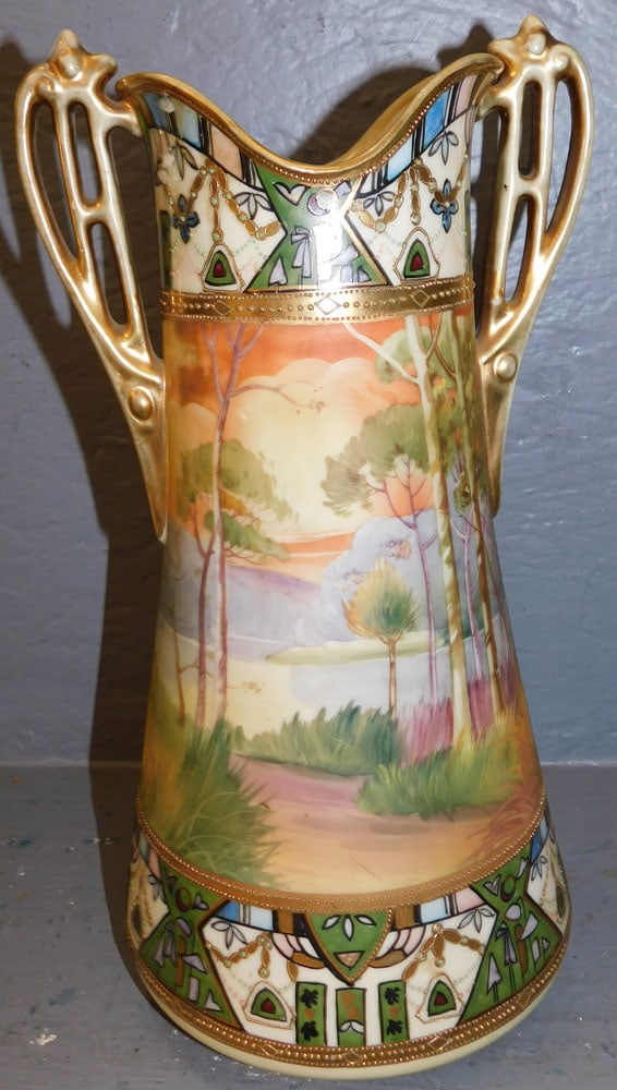 Hand Painted 2 Handled Nippon Vase (1 of 5)