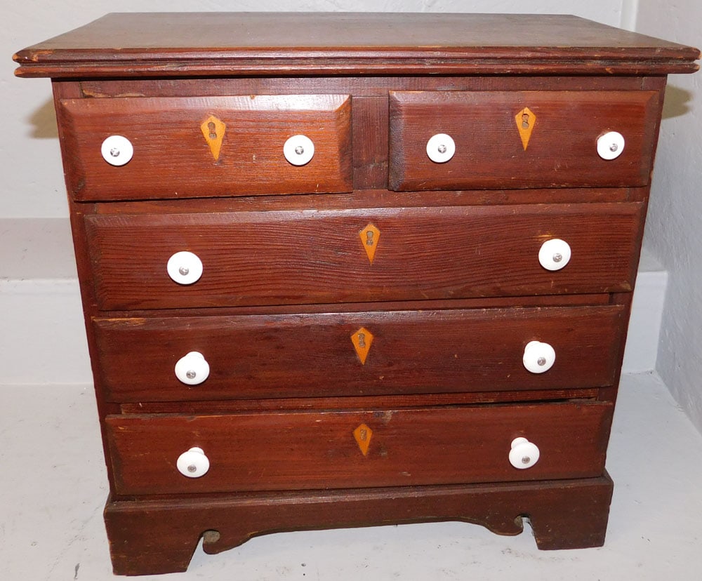 Miniature Pine 2/3 Drawer Chest (1 of 3)