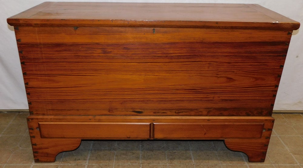 Antique Heart Pine Dovetailed Blanket Chest with 2 Drawer Base (1 of 9)