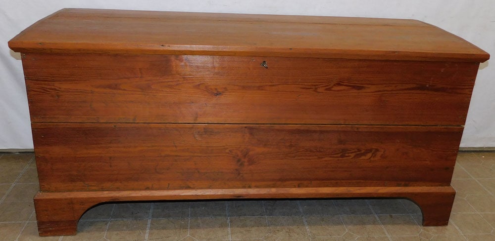 Large Antique Heart Pine Blanket Chest (1 of 8)