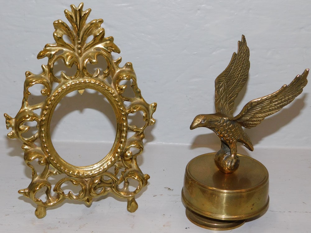 Ornate Open Work Brass Frame Signed VA Metalcrafters & Brass Eagle Rotating Music Box (1 of 4)