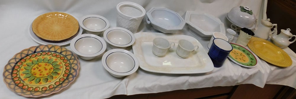 Lot of Antique Ironstone Items: Lot of Antique Ironstone Items. "ALL DESCRIPTIONS AND ANY CONDITION STATEMENT GIVEN BY LANGSTON AUCTION GALLERY ARE STRICTLY OPINIONS AND LANGSTON'S SHALL HAVE NO RESPONSIBILITY FOR ERRORS OR OMISSION