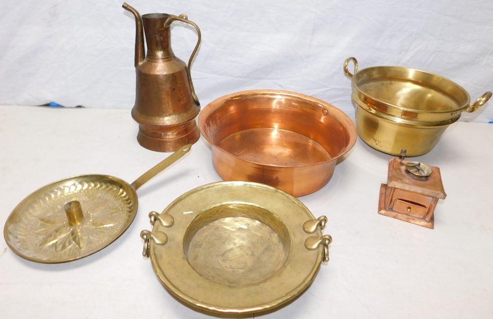 Lot of Copper & Brass Items (1 of 4)