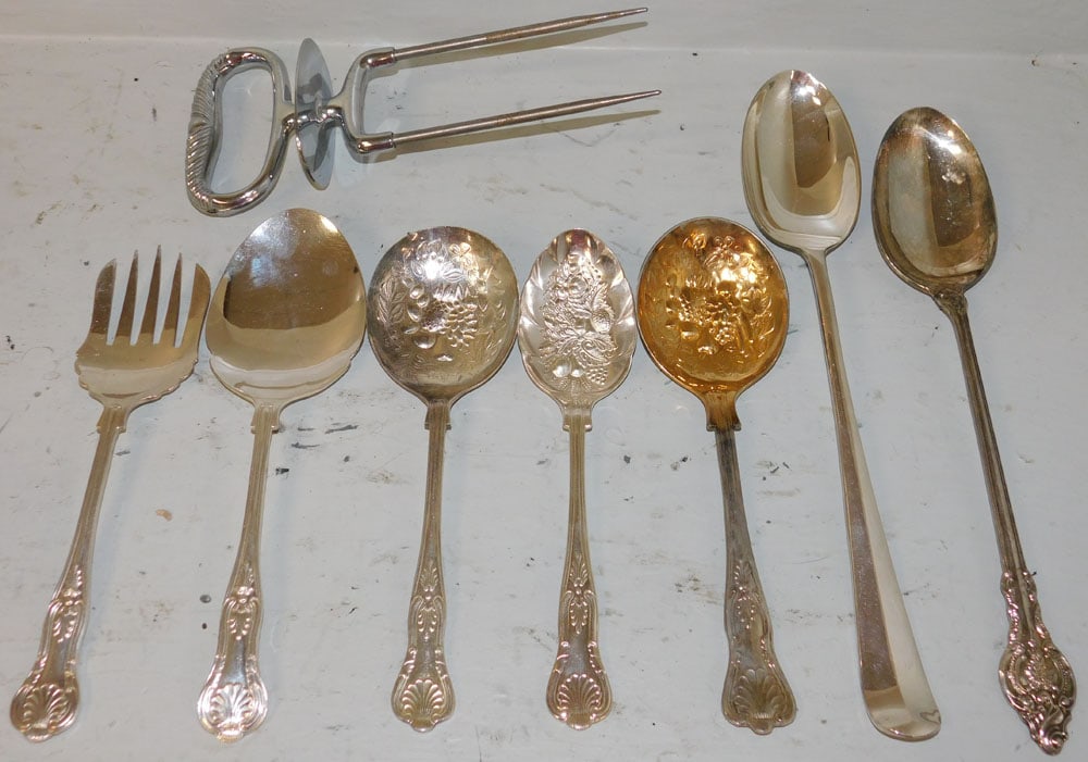 6 Sheffield Serving Spoons & Fork, Large Wallace Serving Spoon & Silverplated Meat Fork (1 of 5)