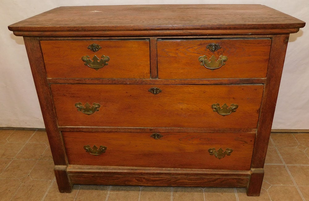 antique oak two over two drawer chest (1 of 5)