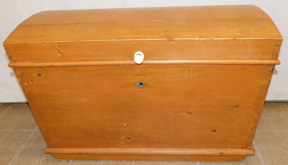antique pine dovetail blanket chest (1 of 6)