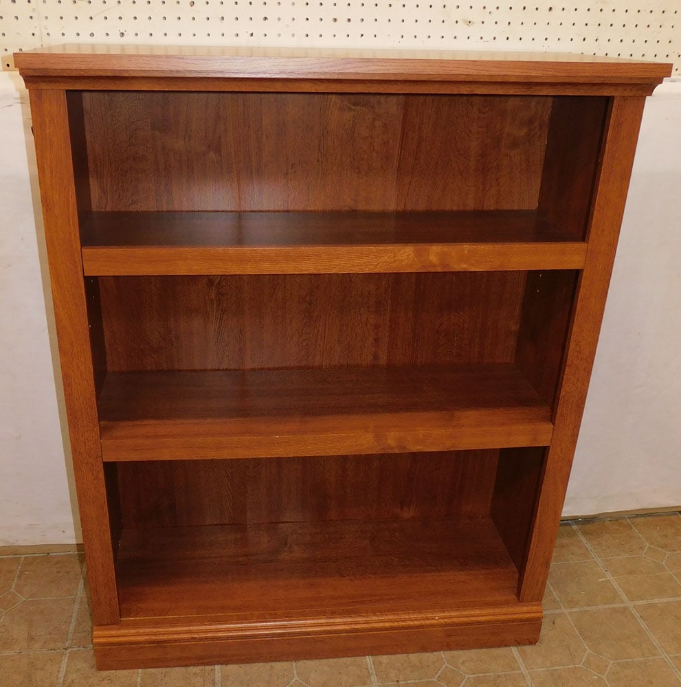 modern book shelf (1 of 5)