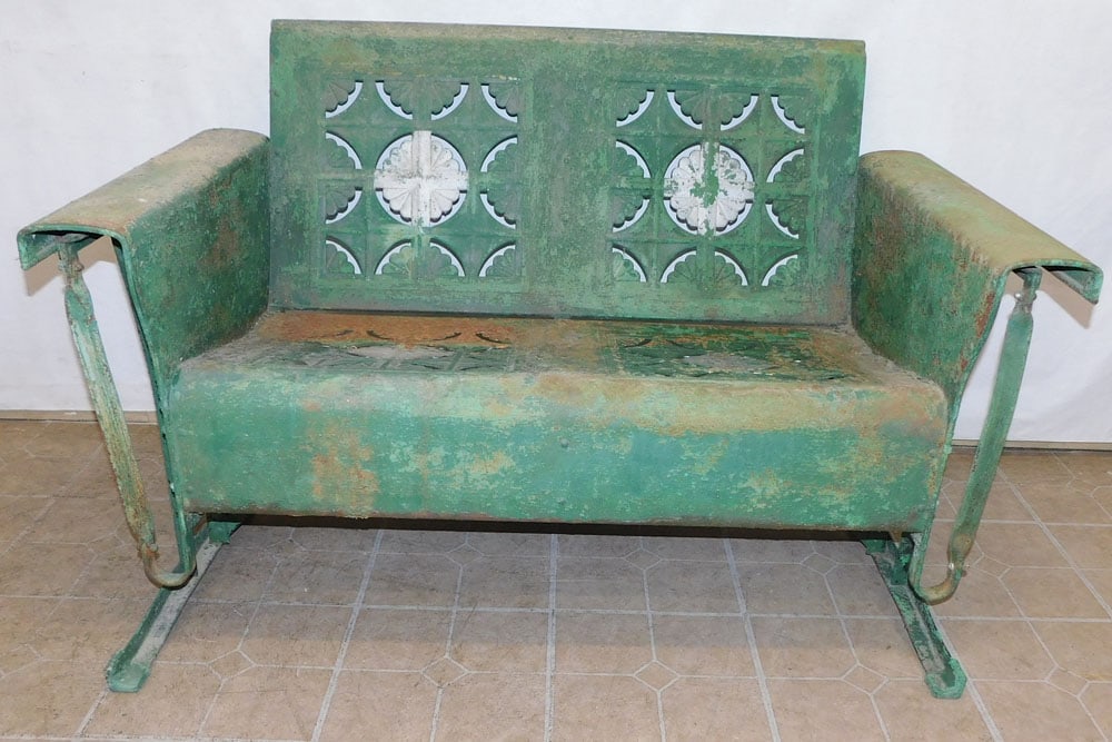 Antique Metal Glider: Antique Metal Glider . 31" W 29" D 32" H "ALL DESCRIPTIONS AND ANY CONDITION STATEMENT GIVEN BY LANGSTON AUCTION GALLERY ARE STRICTLY OPINIONS AND LANGSTON'S SHALL HAVE NO RESPONSIBILITY FOR ERRORS OR