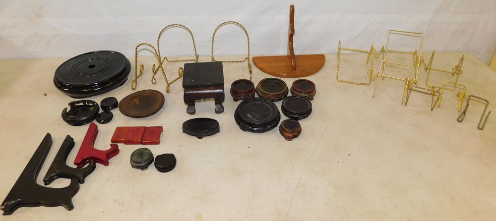 Lot of Oriental Wood Stands (1 of 3)