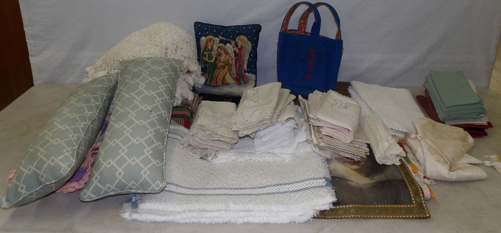 Lot of Needlpoint Items, Canopy Net, & Quilt Parts: Lot of Needlpoint Items, Canopy Net, & Quilt Parts. ALL DESCRIPTIONS AND ANY CONDITION STATEMENT GIVEN BY LANGSTON AUCTION GALLERY ARE STRICTLY OPINIONS AND LANGSTON'S SHALL HAVE NO RESPONSIBILITY FOR