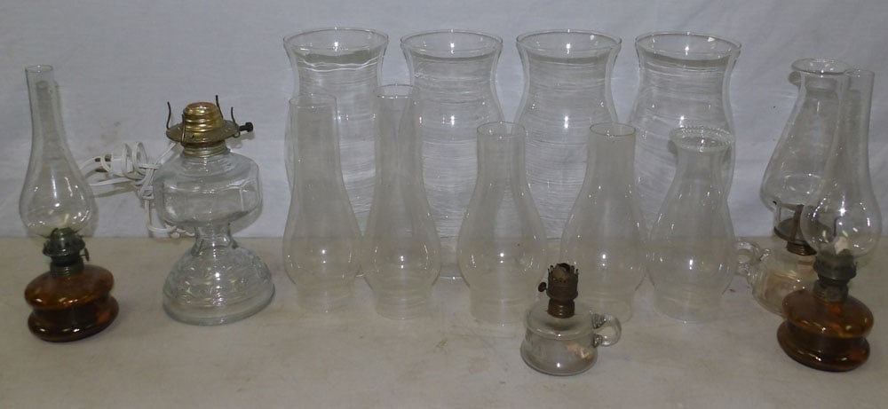 Lot of Hurricane Shades: Lot of Hurricane Shades. ALL DESCRIPTIONS AND ANY CONDITION STATEMENT GIVEN BY LANGSTON AUCTION GALLERY ARE STRICTLY OPINIONS AND LANGSTON'S SHALL HAVE NO RESPONSIBILITY FOR ERRORS OR OMISSIONS. THE A