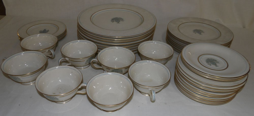 Lot of 39 Pieces of Castleton China (1 of 3)