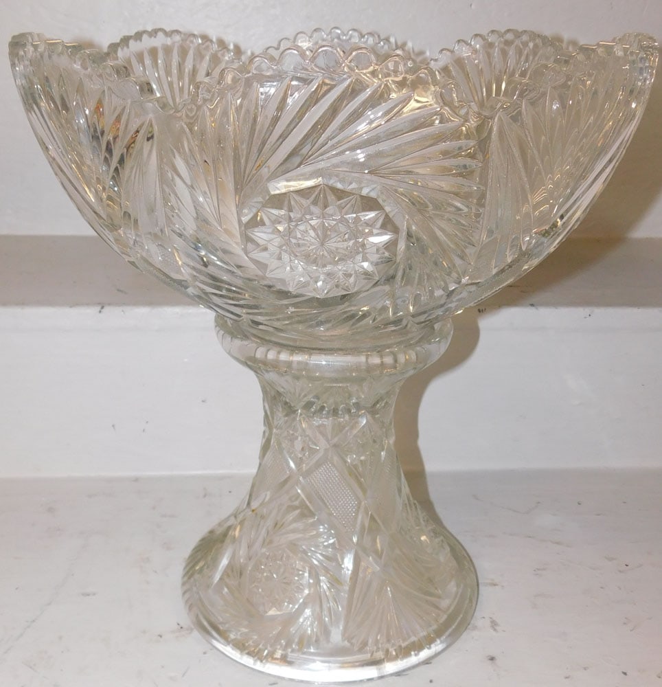 Cut Glass Punch Bowl on Stand (1 of 5)