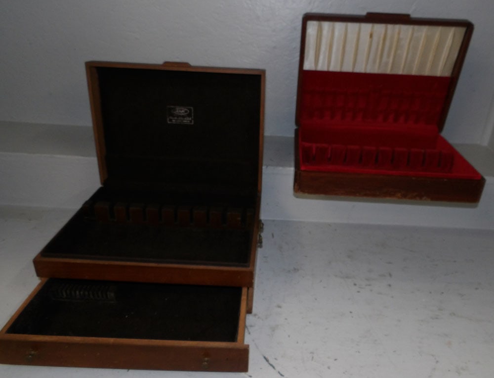 2 Mahogany Flatware Boxes (1 of 4)