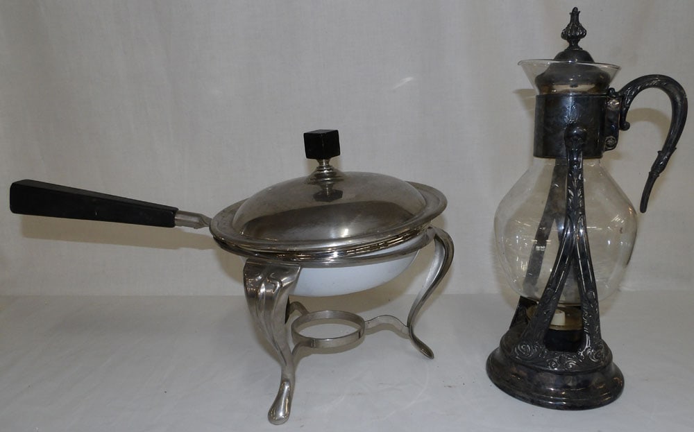 Silverplate Water Ewer & Chafing Dish: Silverplate Water Ewer & Chafing Dish. Up to 14 1/2" H ALL DESCRIPTIONS AND ANY CONDITION STATEMENT GIVEN BY LANGSTON AUCTION GALLERY ARE STRICTLY OPINIONS AND LANGSTON'S SHALL HAVE NO RESPONSIBILITY 