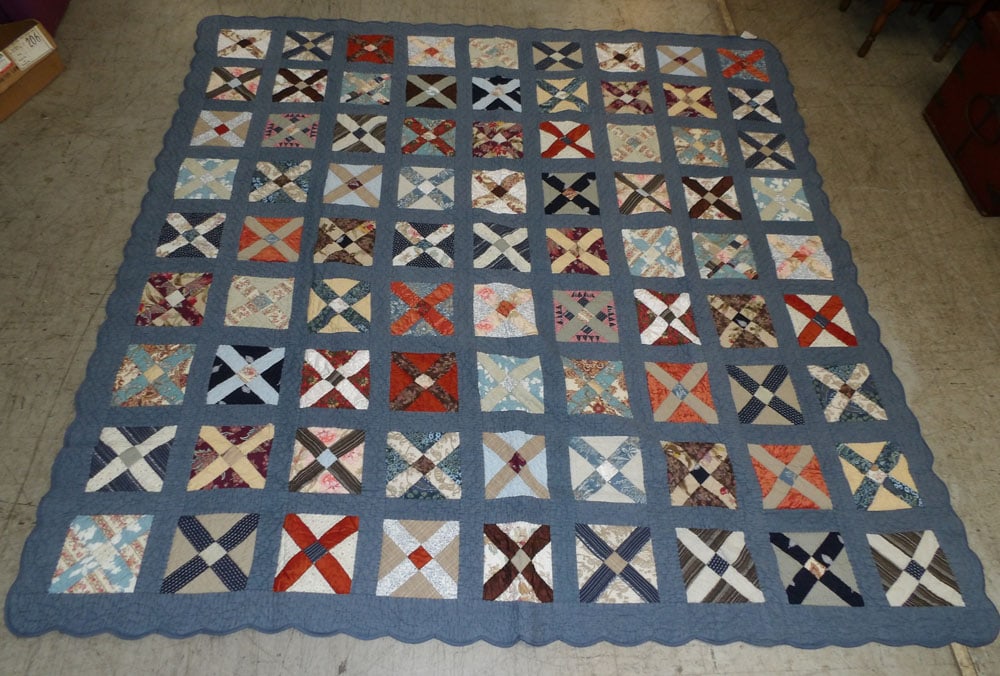 Vintage Quilt Type King Size Bed Spread (1 of 4)