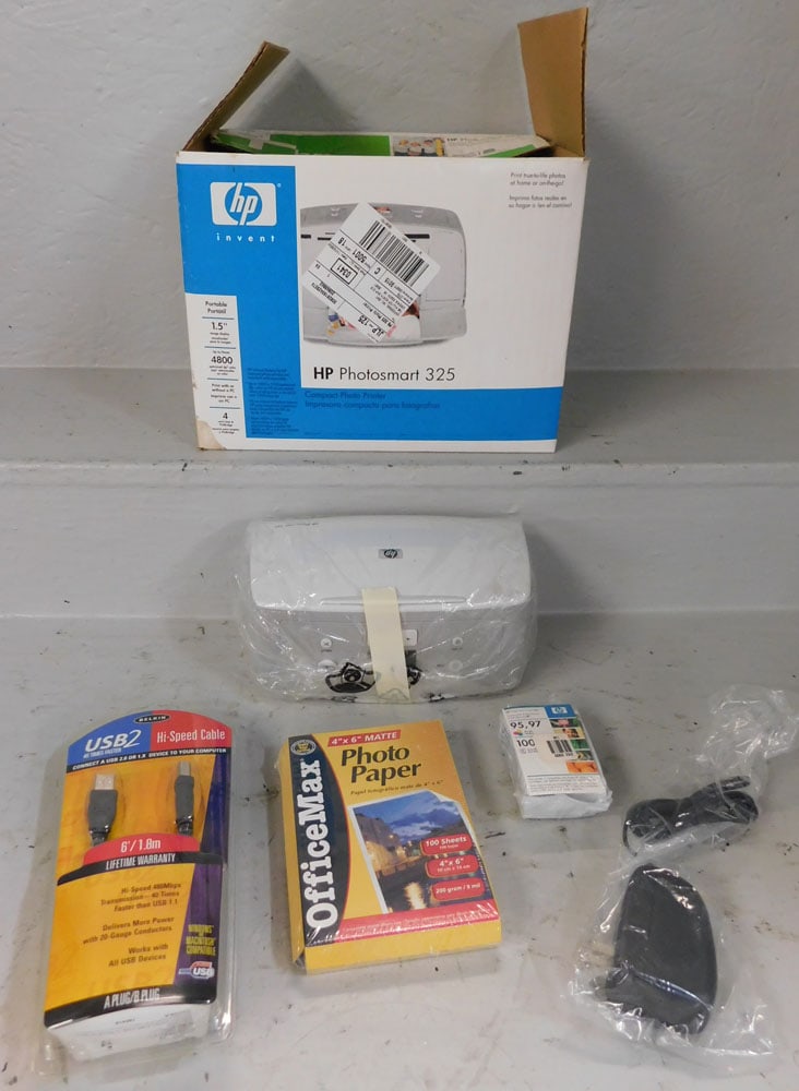 HP Photosmart 325 Printer in Box (1 of 4)
