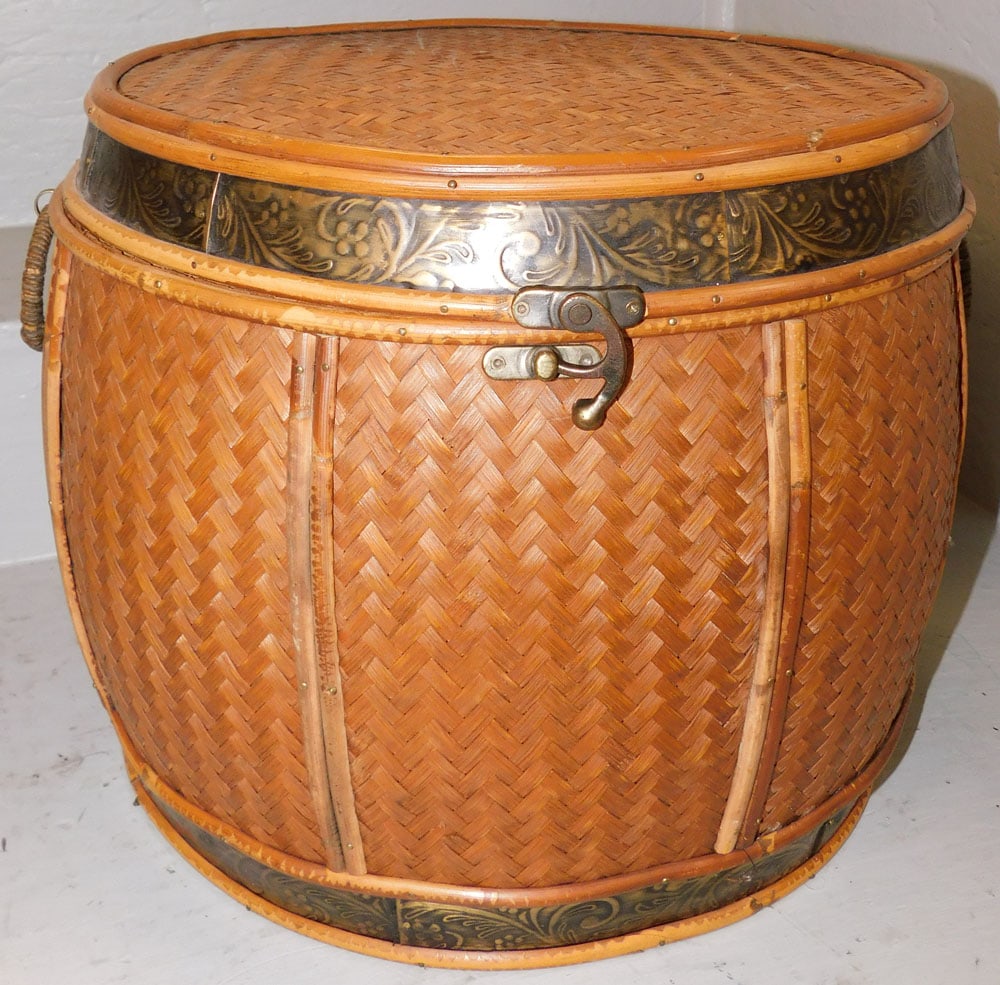 Oriental Wood & Basket Weave Covered Box (1 of 4)