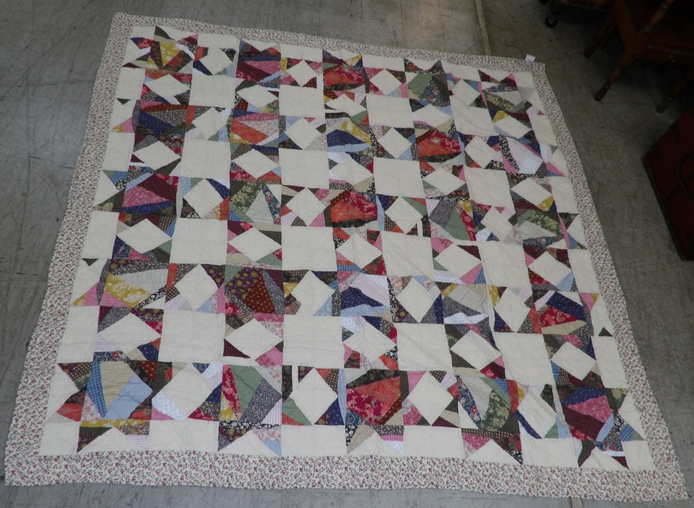 Vintage Quilt Type Queen Size Bed Spread (1 of 4)