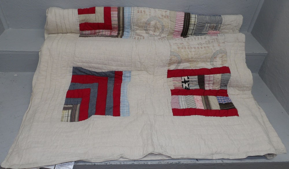 Handmade Bed Coverlet (1 of 3)