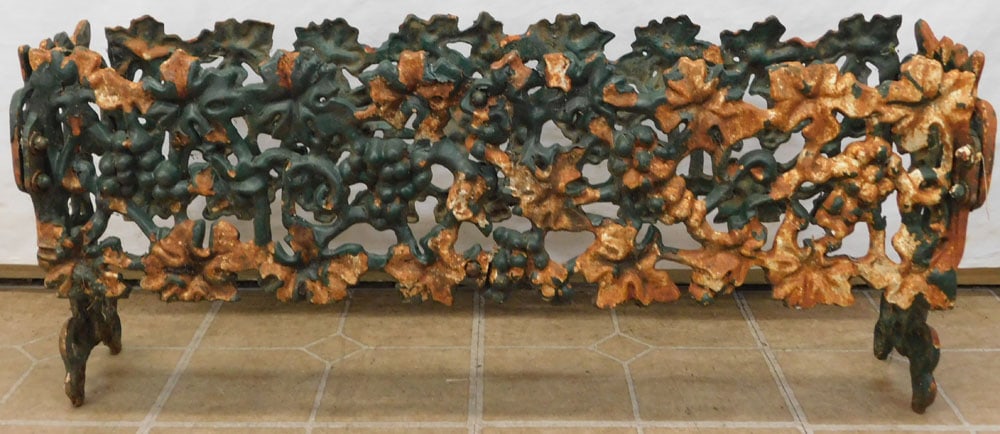 Cast Iron Planter (1 of 3)