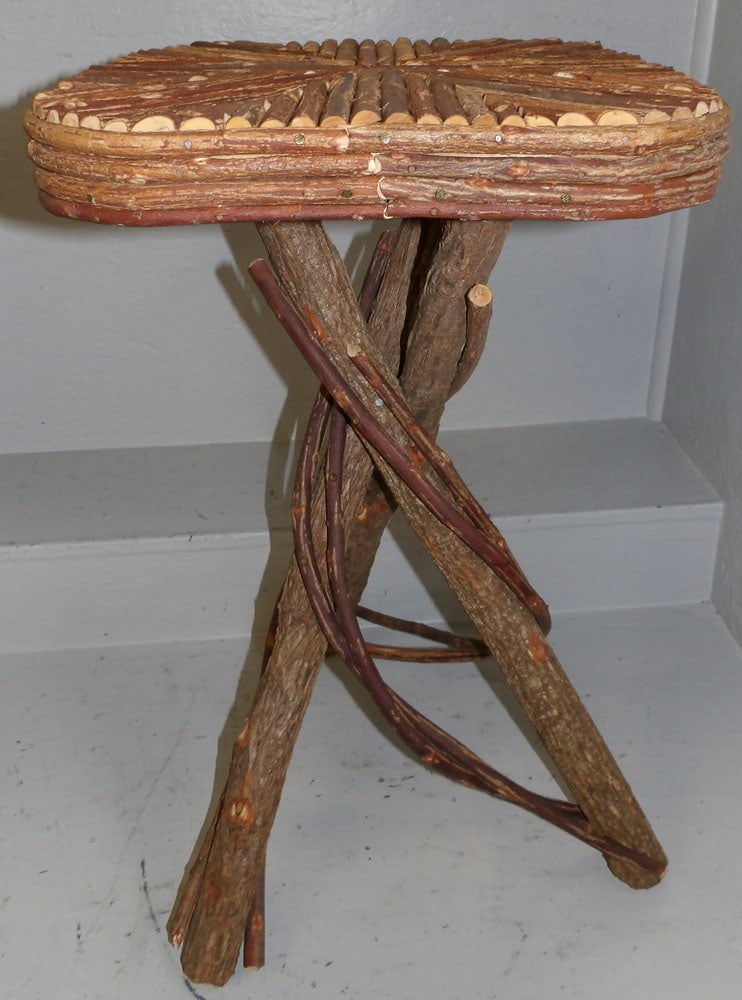 Adirondack Lamp Table (1 of 3)