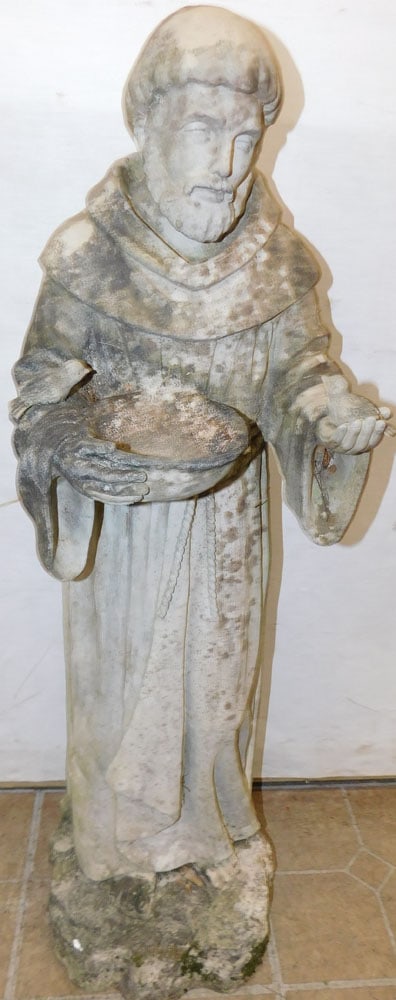 Resin Yard Statue (1 of 4)