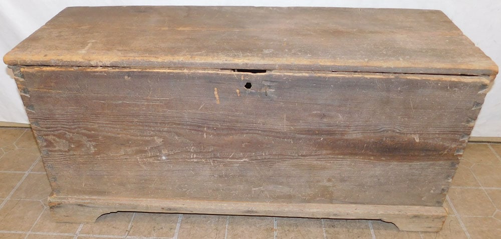 19th Century NC Pine Dovetailed Blanket Chest, (As Found) (1 of 5)