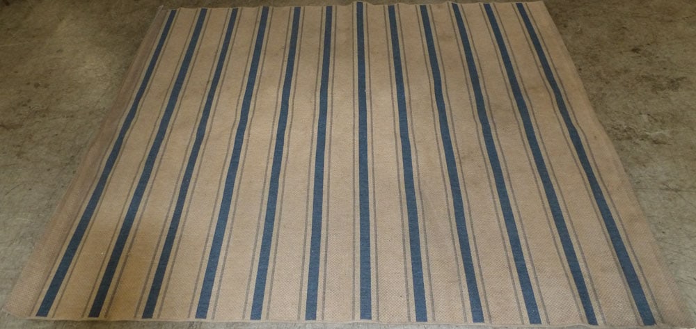 7' 10" x 9' 10" Machine Made Rug (1 of 4)