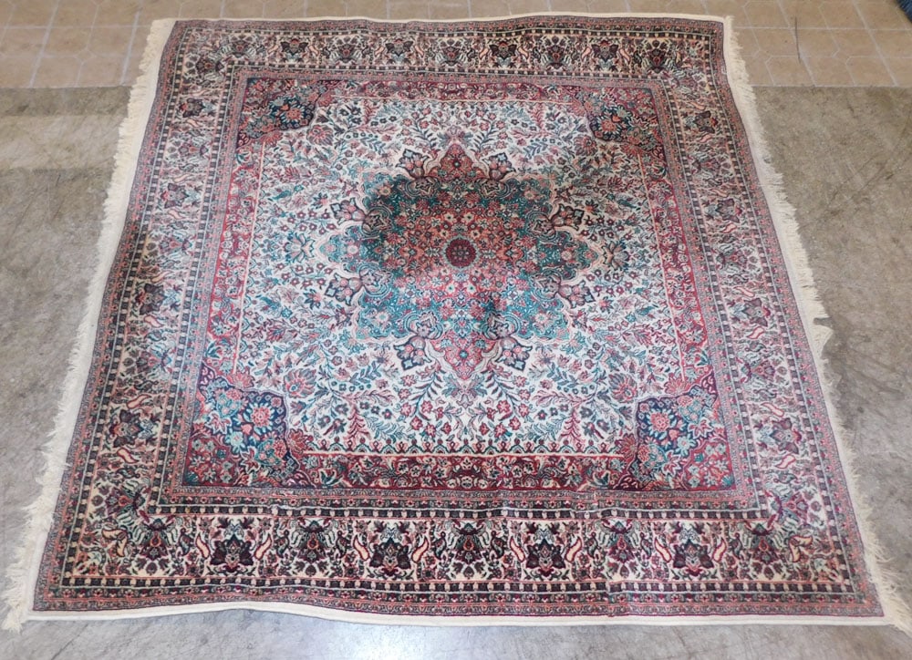 6' 7" x 7' Machine Made Rug (1 of 4)