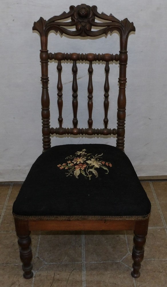 Carved Walnut Victorian Slipper Chair (1 of 4)