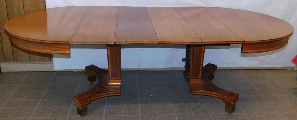Mahogany Inlaid Round Dining Table with 4 Leaves (1 of 7)