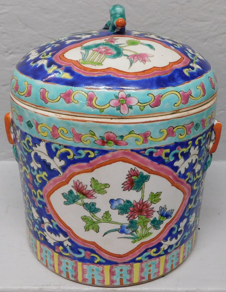 Oriental Painted Porcelain Covered Jar (1 of 4)