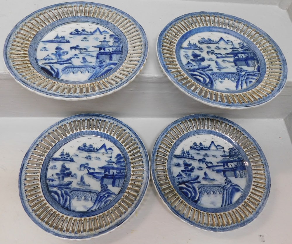 Set of 4 Open Work Canton Style Porcelain Plates (1 of 4)