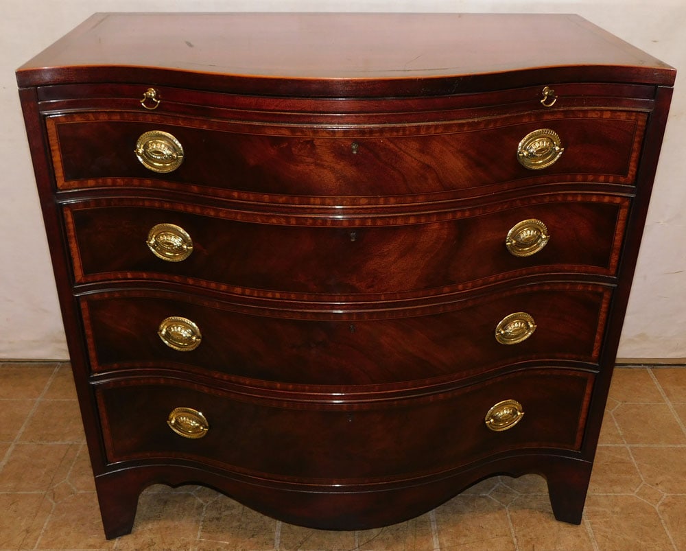 mahogany satin wood banded serpentine front 4 drawer chest with pull out slides by Henredon (1 of 8)