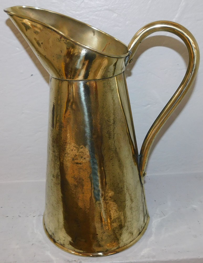 antique polished brass measuring pitcher (1 of 3)