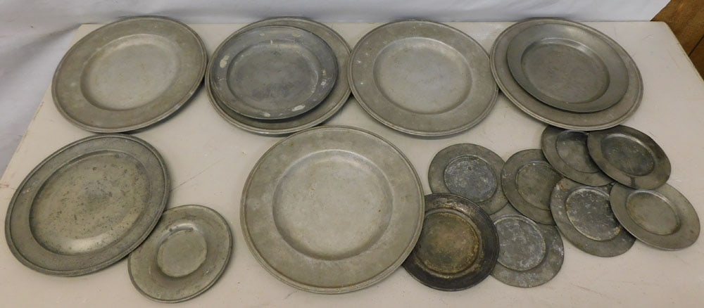 lot of antique pewter plates (1 of 6)