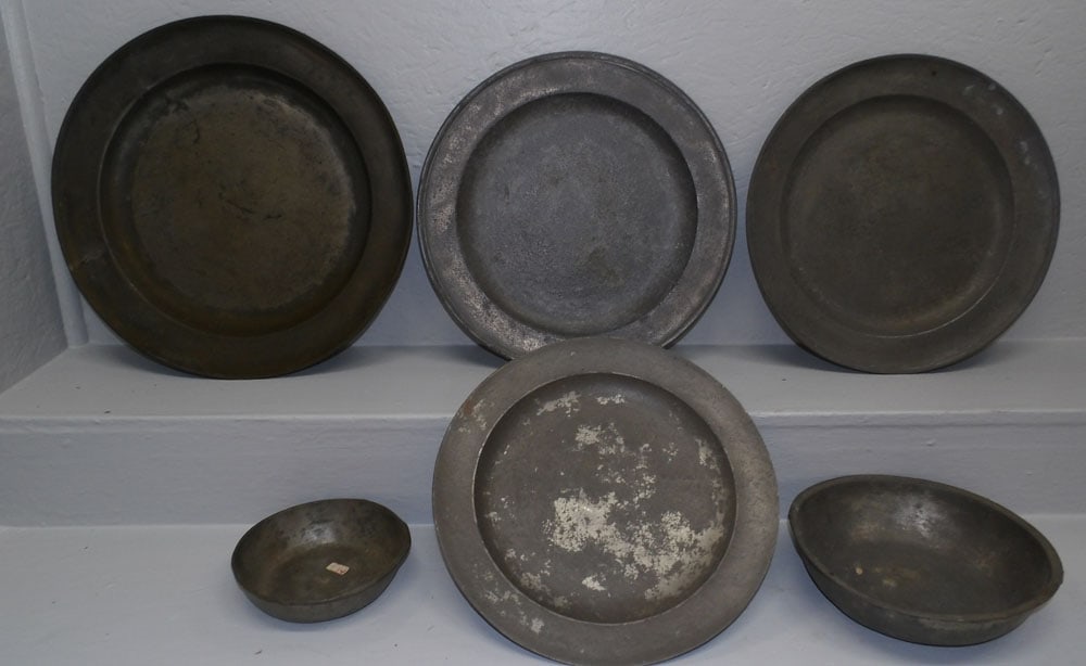 Lot of Antique Pewter Chargers & Bowls (1 of 4)