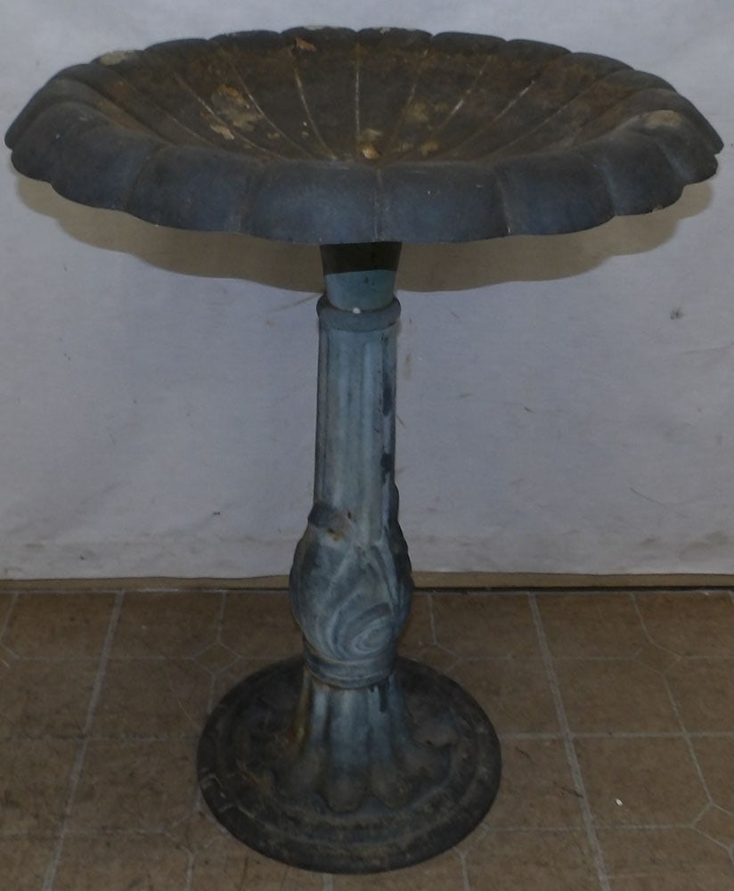 Painted Cast Aluminum Bird Bath (1 of 4)