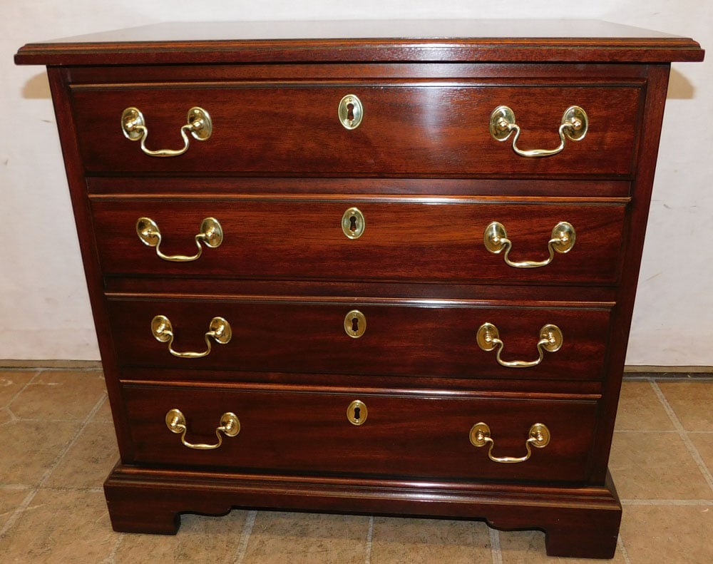 Mahogany 4 Drawer Chest with Brass Carrying Handles by Henkel Harris (1 of 8)