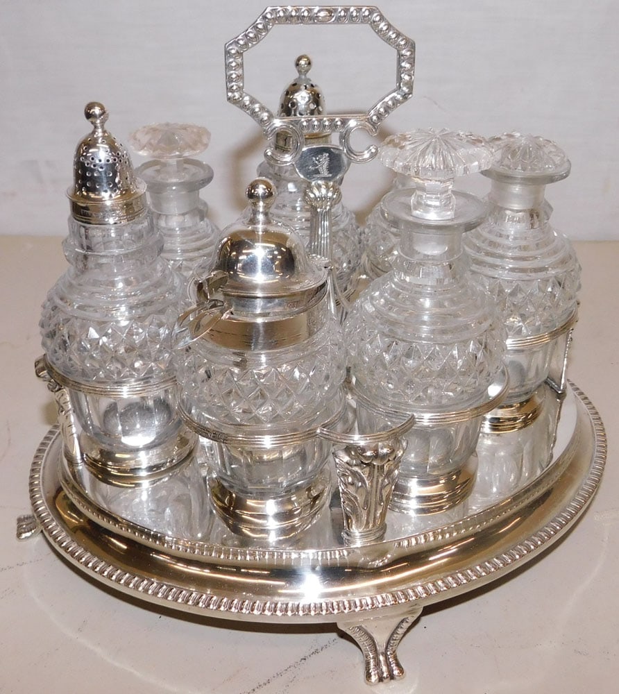 7 Bottle Anglo Irish Silverplate Cruet Stand (1 of 7)