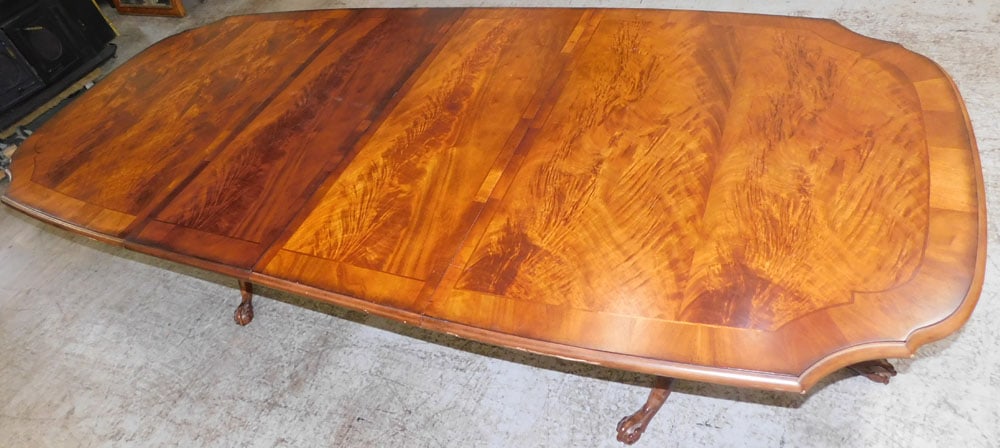 2 Pedestal Mahogany Banded Top Dining Top by Broyhill: 2 Pedestal Mahogany Banded Top Dining Top by Broyhill. 110" L 45 1/2" D 30" H "ALL DESCRIPTIONS AND ANY CONDITION STATEMENT GIVEN BY LANGSTON AUCTION GALLERY ARE STRICTLY OPINIONS AND LANGSTON'S SHALL
