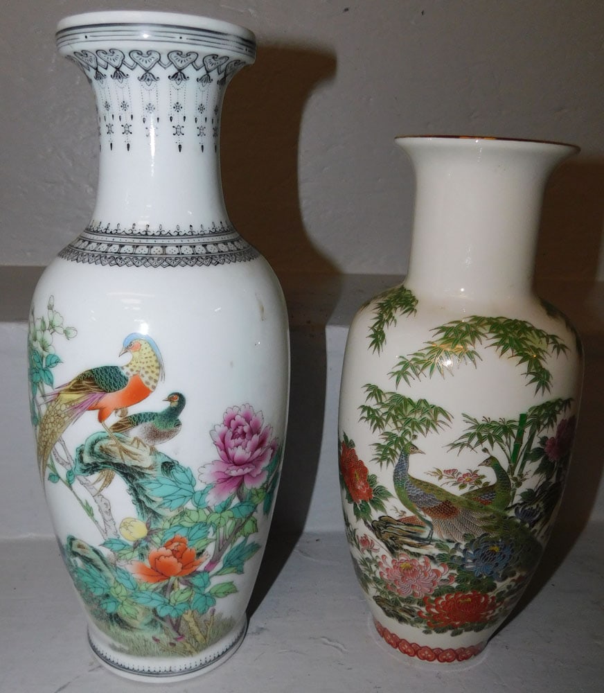 2 Oriental Porcelain Vases (1 of 2)