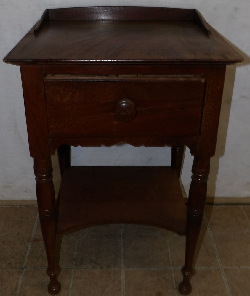 Mahogany 1 Drawer Stand (1 of 4)