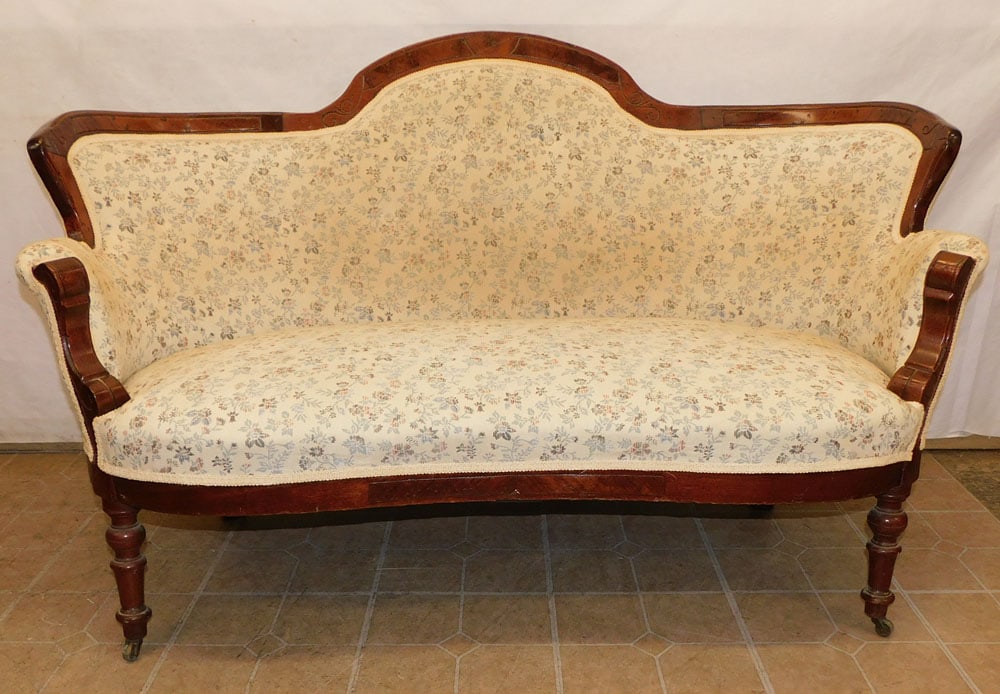 Victorian walnut love seat (1 of 6)