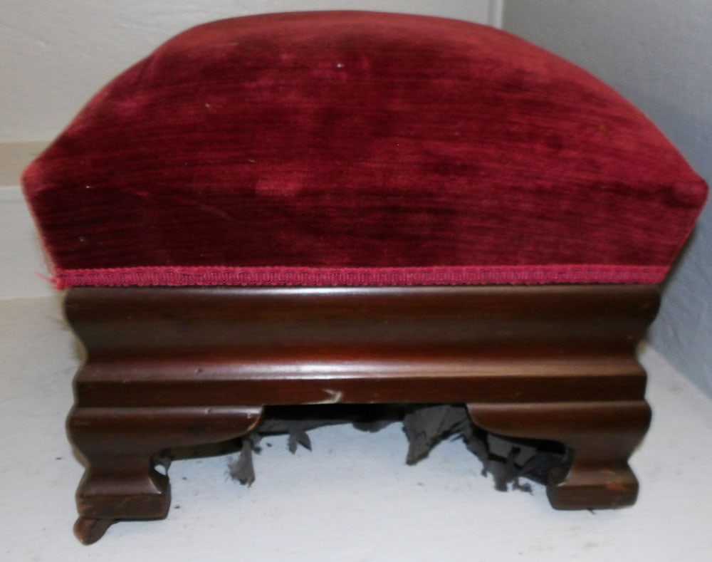antique mahogany empire ottoman: antique mahogany empire ottoman. 16 1/2" Dia. 12" H"ALL DESCRIPTIONS AND ANY CONDITION STATEMENT GIVEN BY LANGSTON AUCTION GALLERY ARE STRICTLY OPINIONS AND LANGSTON'S SHALL HAVE NO RESPONSIBILITY FOR