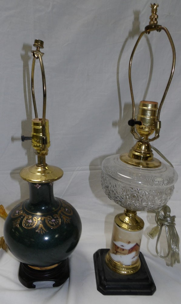 oriental porcelain lamp and antique Victorian lamp: oriental porcelain lamp and antique Victorian lamp. Up to 20 1/2" H"ALL DESCRIPTIONS AND ANY CONDITION STATEMENT GIVEN BY LANGSTON AUCTION GALLERY ARE STRICTLY OPINIONS AND LANGSTON'S SHALL HAVE NO RE